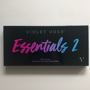 Violet Voss Essentials 2